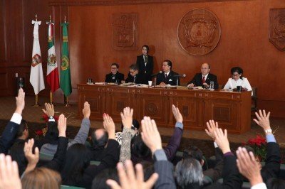 UAEM APRUEBA PETROQUIMICA