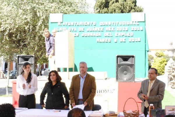 ACERCAN OFERTAS LABORALES EN ALMOLOYA