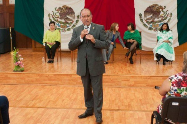 ALFONSO ARANA RECONOCE TRANSFORMACION