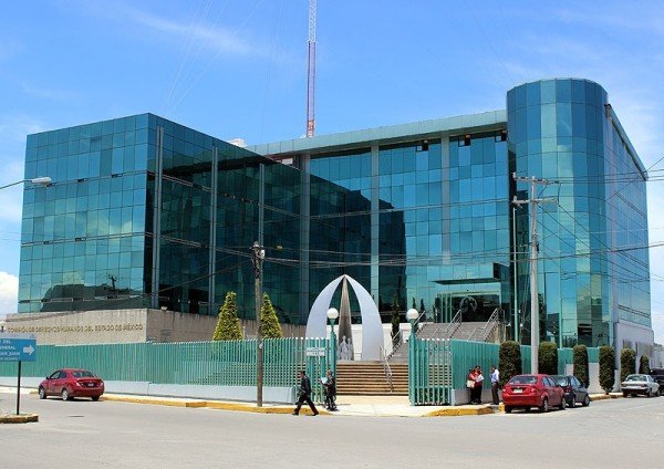 EDIFICIO DE LA CODHEM EDIFICIO VISTA FRONTAL