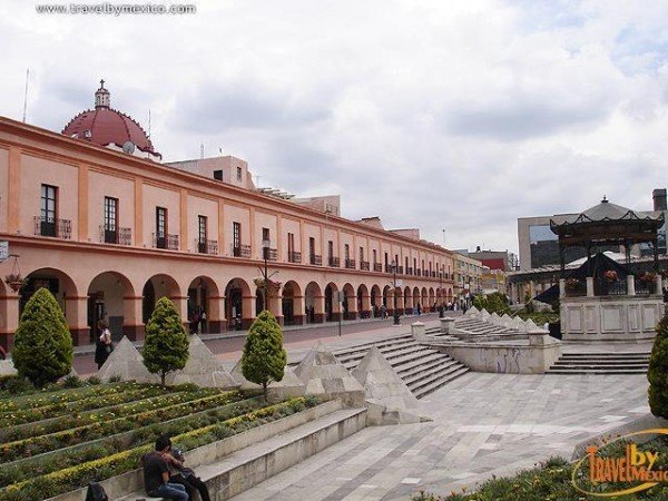 PORTALES CALLE BRAVO