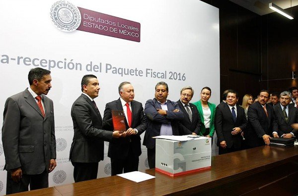 ENTREGA DEL PAQUETE FISCAL 2015