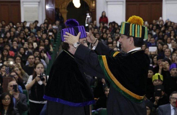 HONORIS CAUSA JUAN DAVID NASIO JOG