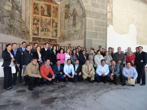 MANUEL CASTREJON REUNION CON EMPRESARIOS