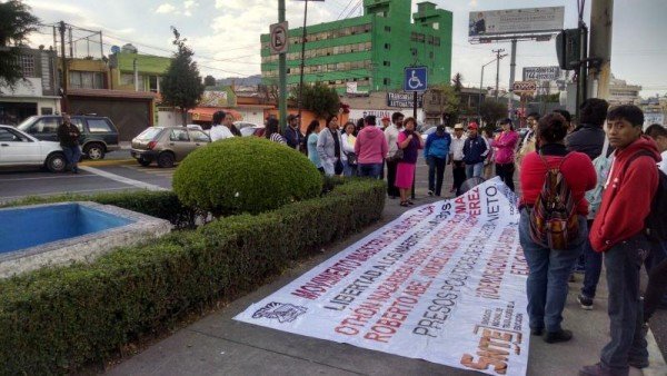 MARCHA MOVIMIENTO MAGISTERIAL NOV 15
