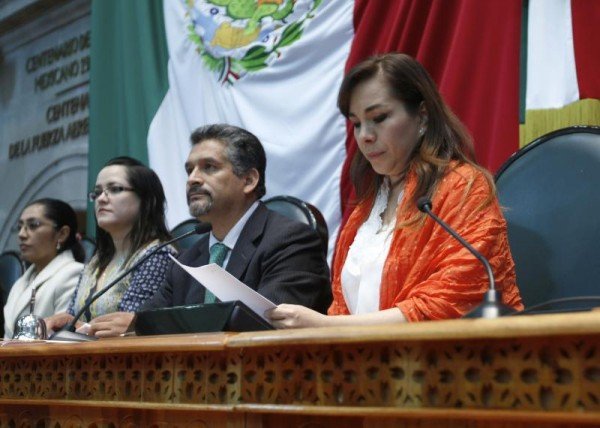 NECESARIO FORTALECER LA CULTURA PARLAMENTARIA