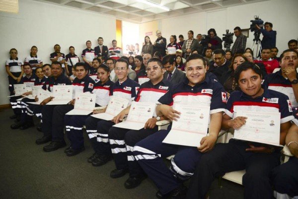 GRADUO CRUZ ROJA TECNICOS EN URGENCIAS