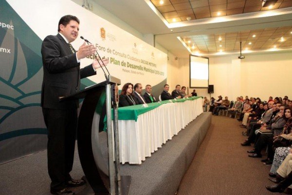 DEFINEN PLAN DE DESARROLLO MUNICIPAL DLC