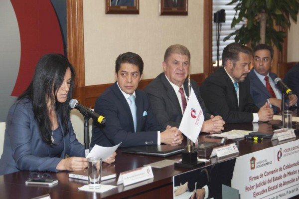 FIRMA DE CONVENIO CON ATENCION A VICTIMAS