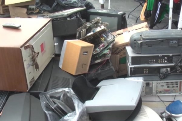 BASURA ELECTRONICA