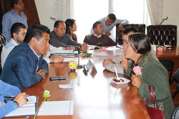 MANUEL CASTREJON DIALOGO CERCANO CON LA POBLACION